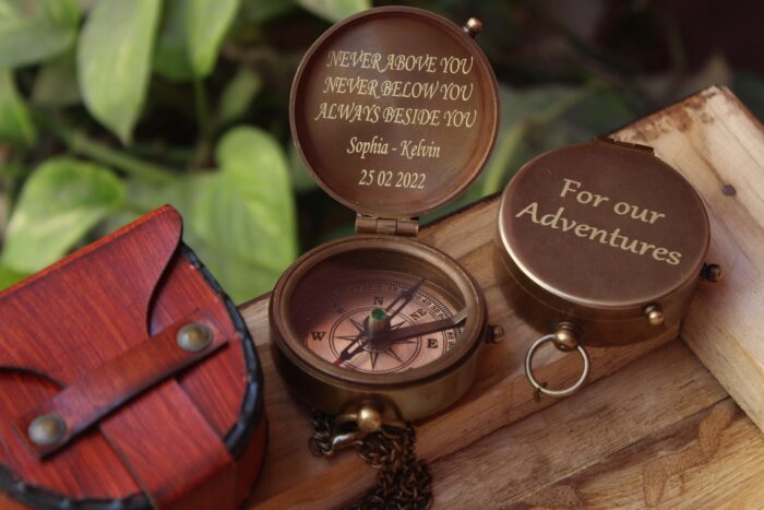 brass working compass with leather case